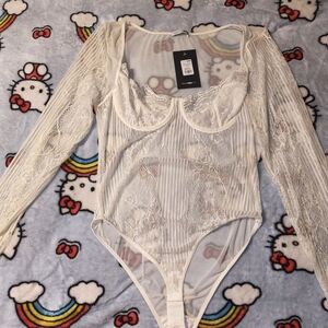 Elegant Lace Long Sleeve Bodysuit - Cream
